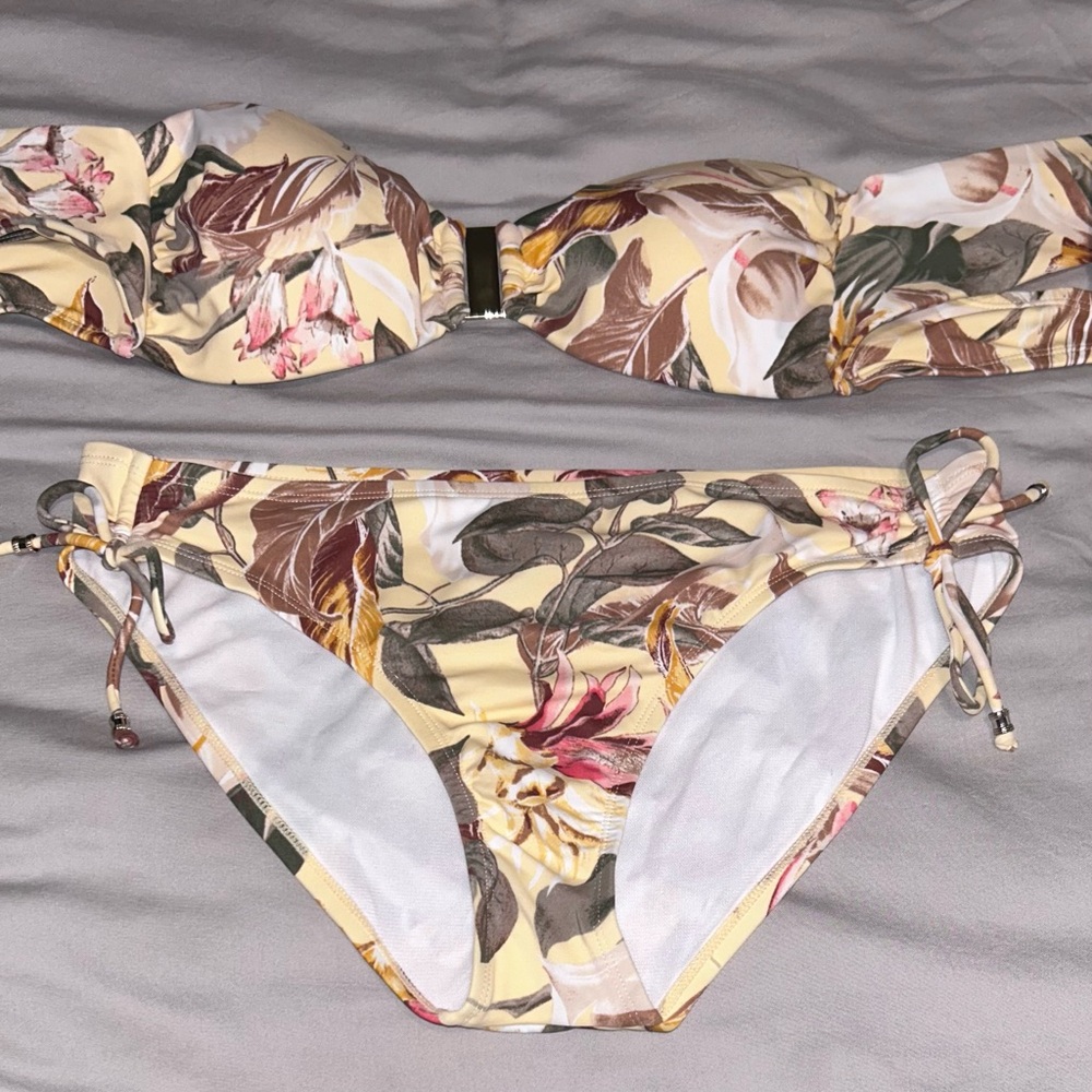 White House Black Market Floral Bikini Set